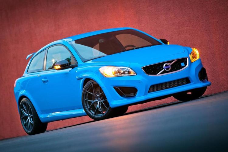 沃尔沃c30改装大包围,沃尔沃c30可以加倒车影像吗