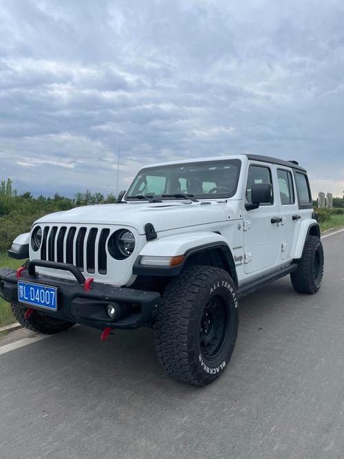 牧马人撒哈拉2021款,牧马人 撒哈拉2020款