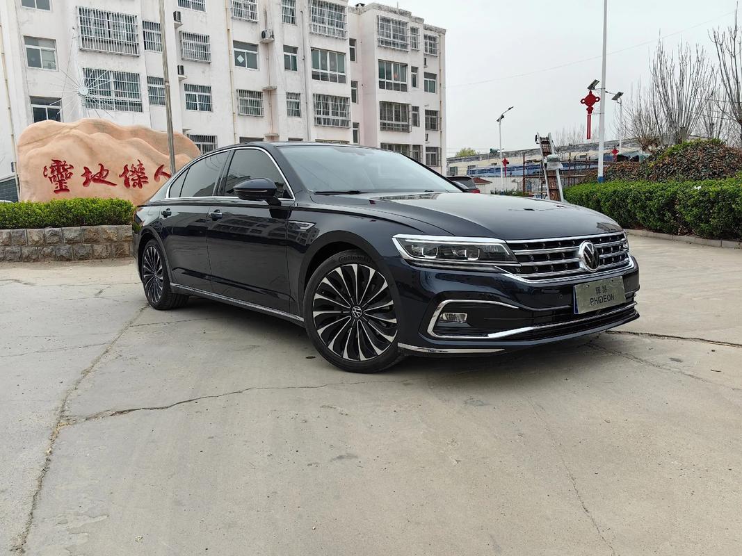 大众辉昂380tsi,大众辉昂380豪华版落地多少钱