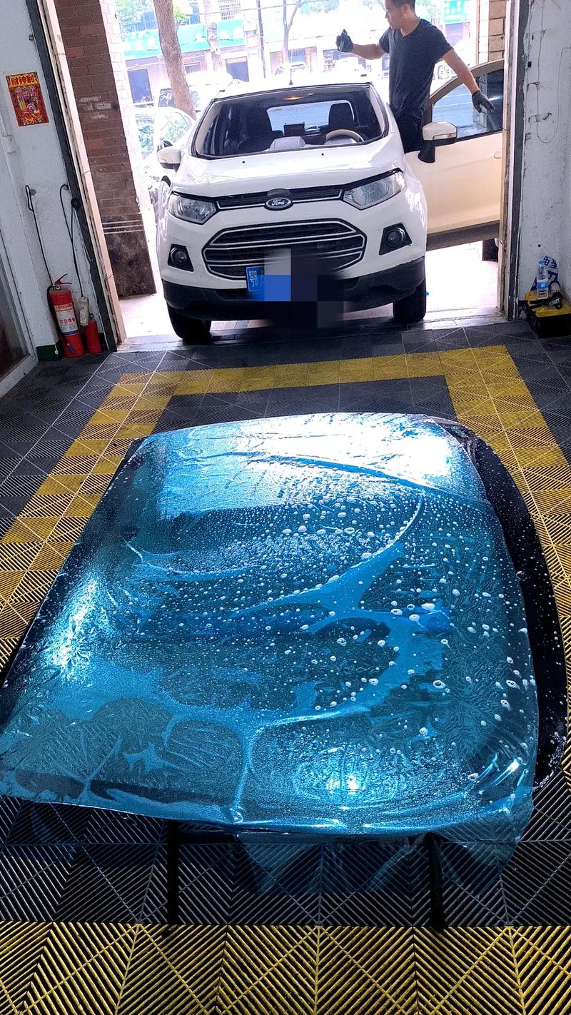 武汉汽车玻璃修复店(武汉换汽车玻璃哪个比较好)