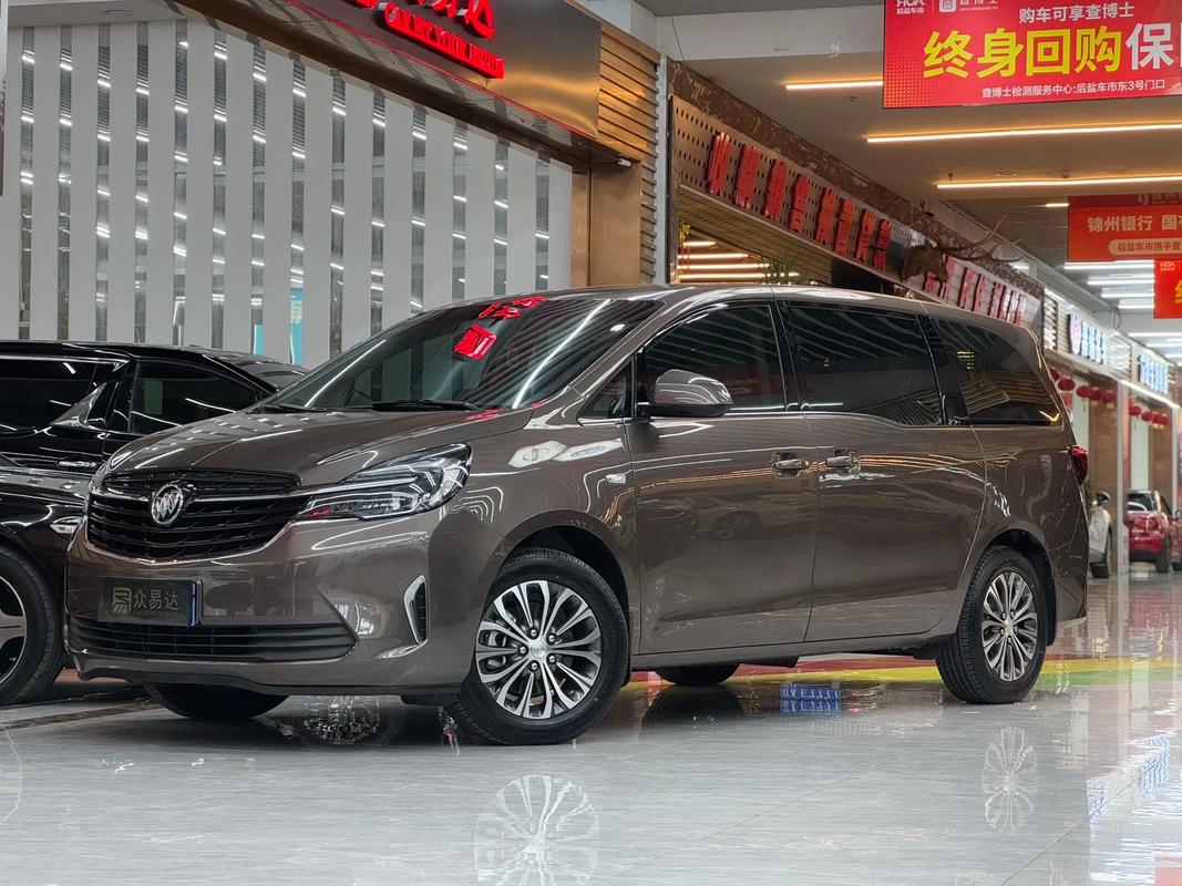 别克gl8陆上公务舱/别克gl8陆上公务舱价格