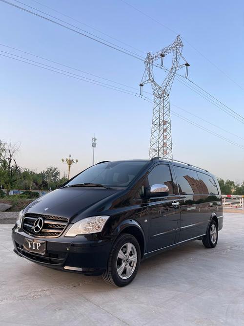 福建戴姆勒奔驰商务车119(戴姆勒奔驰商用车)