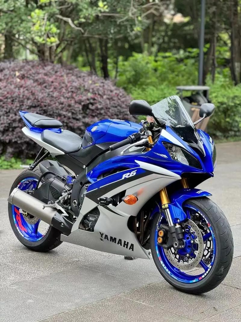 雅马哈r6官网报价及图片/雅马哈r6价格国内价格新车