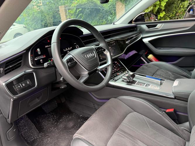 奥迪a7报价及图片2022款／奥迪a7报价及图片 内饰