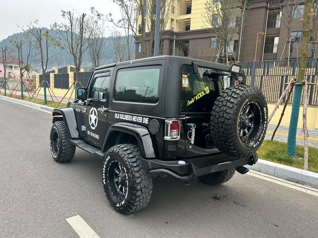 牧马人撒哈拉两门 牧马人撒哈拉两门版真实体验