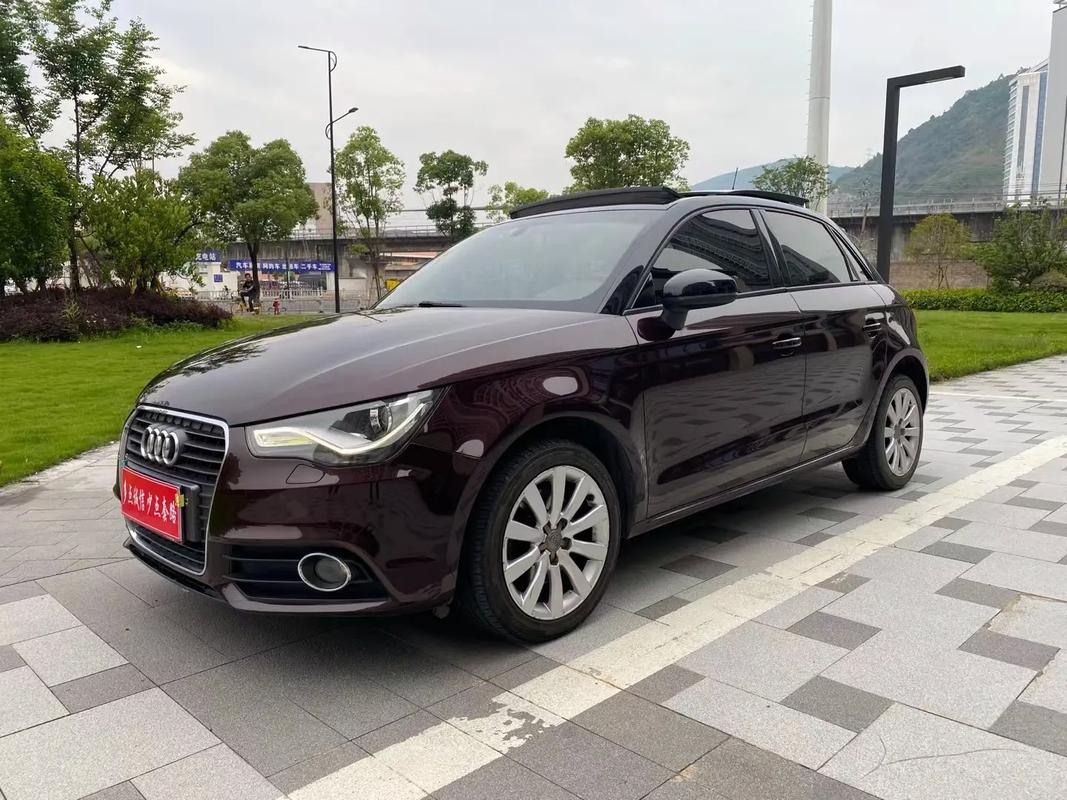 奥迪a1两厢车报价 奥迪a1两门报价及图片2015款