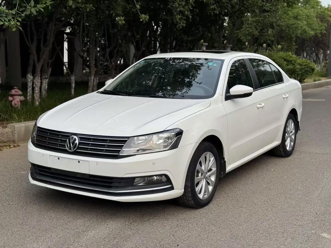 大众朗逸裸车多少钱／大众朗逸裸车多少钱一辆