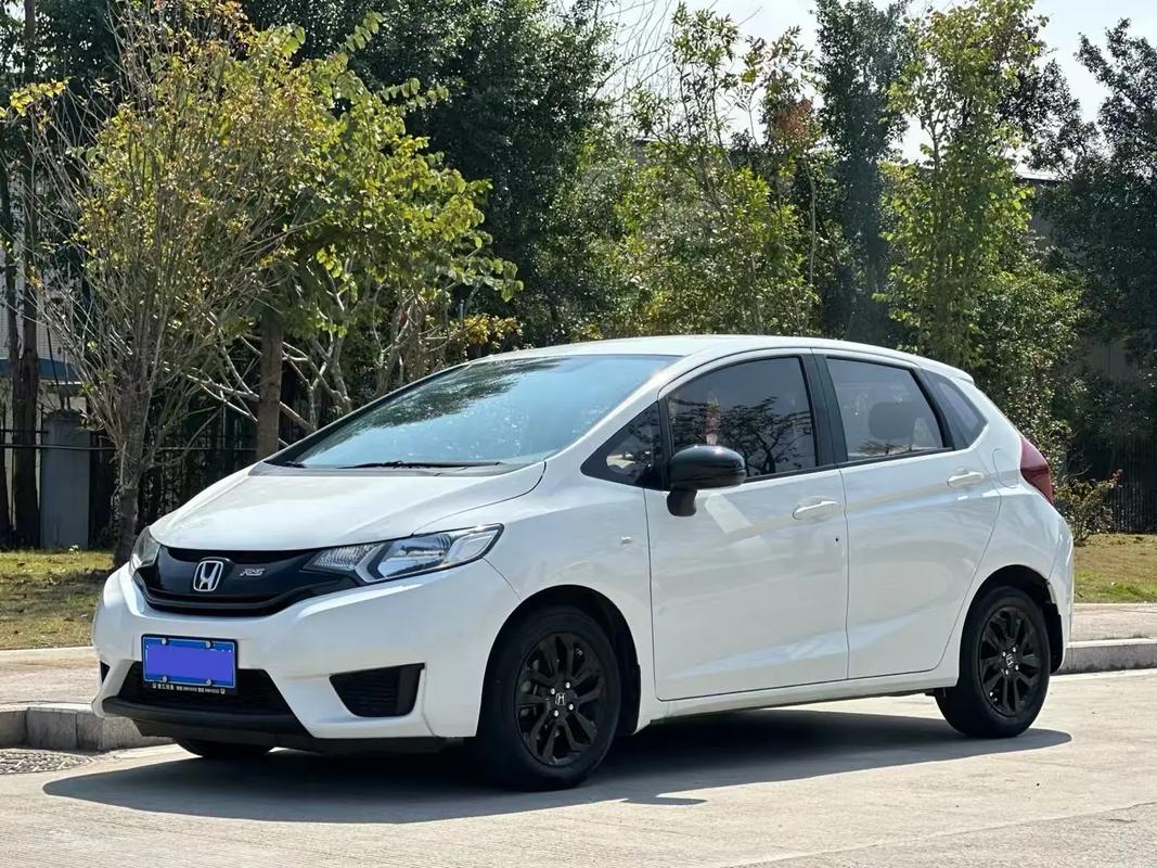 16款二手飞度一般多少钱/16年二手飞度