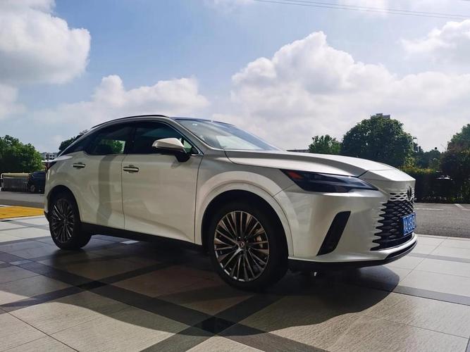 【雷克萨斯rx350价格及图片,雷克萨斯rx350价格及图片参数】